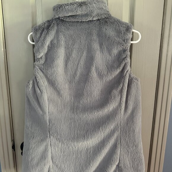 The North Face Women’s Mossbud Insulated Reversible Vest Size Size M - Picture 5 of 5